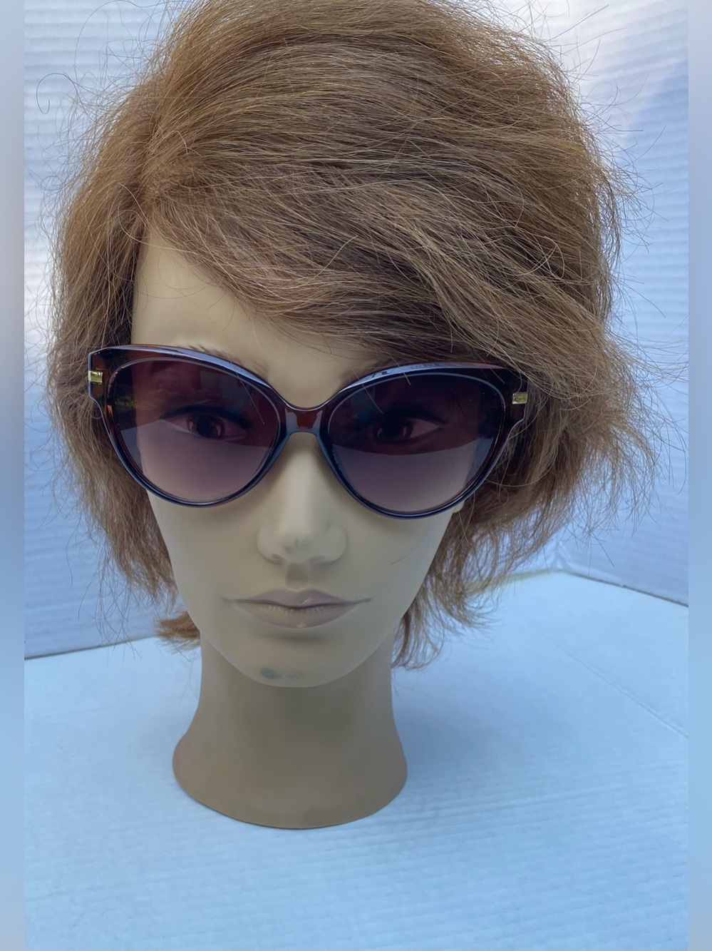 Jessica Simpson Cat-Eye Sunglasses - Tortoise Frame with Gradient Brown Lenses